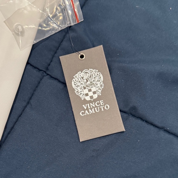 Vince Camuto Sleeveless Mock Neck Blouse White NWT - Picture 3 of 6